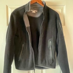 Perfect fleece for Spring hikes!